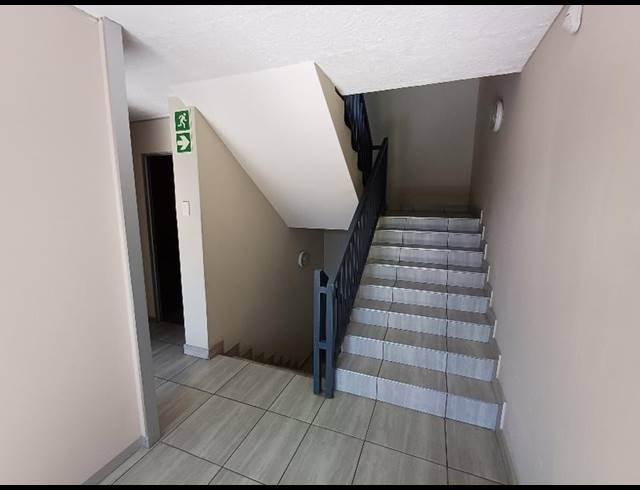 INDUSTRIAL PROPERTY TO RENT IN HENNOPSPARK